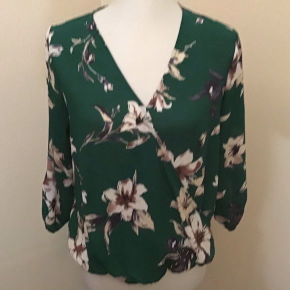 West Kei Floral Green Blouse MP - Picture 1 of 5